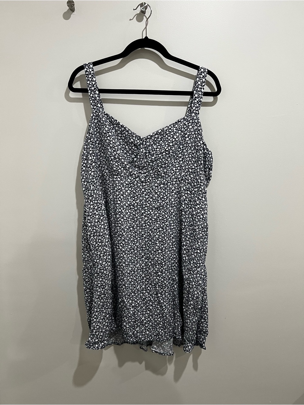 Floral Navy and White Sleeveless Sundress Old Navy Size XL
